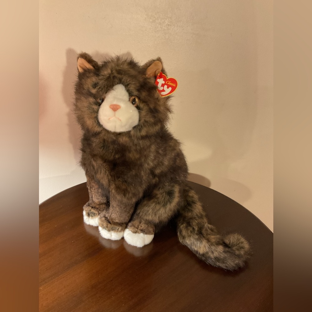 Ty “Prissy” brown cat with large fluffy tail